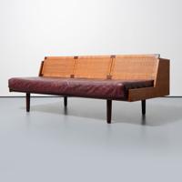 Hans Wegner Sofa , Daybed - Sold for $1,664 on 03-01-2025 (Lot 311).jpg